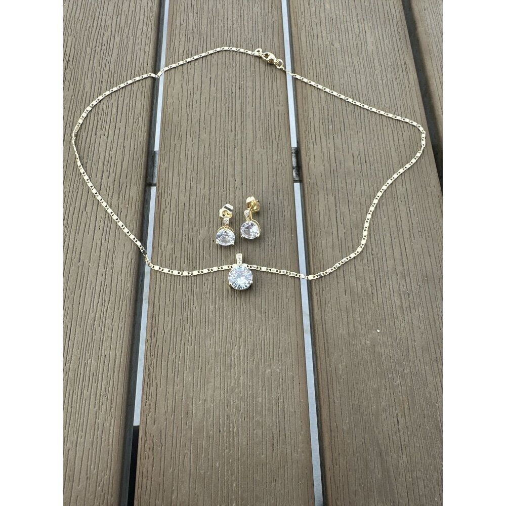 18K Gold Plated Cubic Zirconia Necklace and Earrings Set - Picture 4 of 9